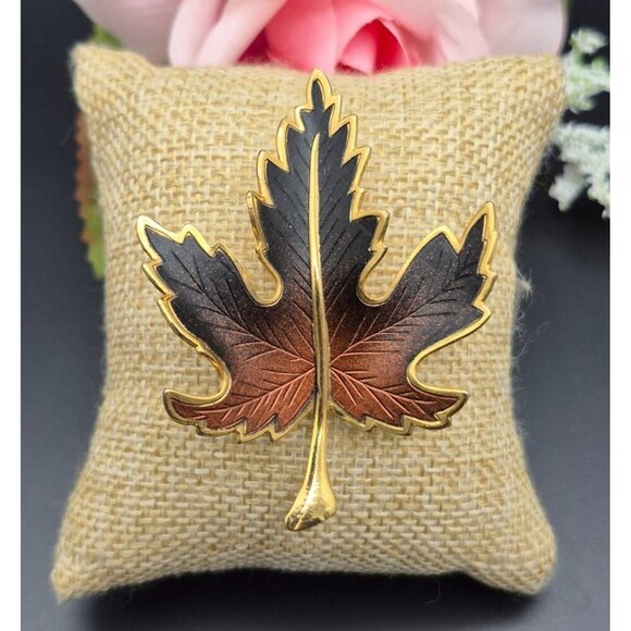 Gold Tone & Brown Textured Fall Maple Leaf Brooch Pin MINT 2" - Picture 2 of 5
